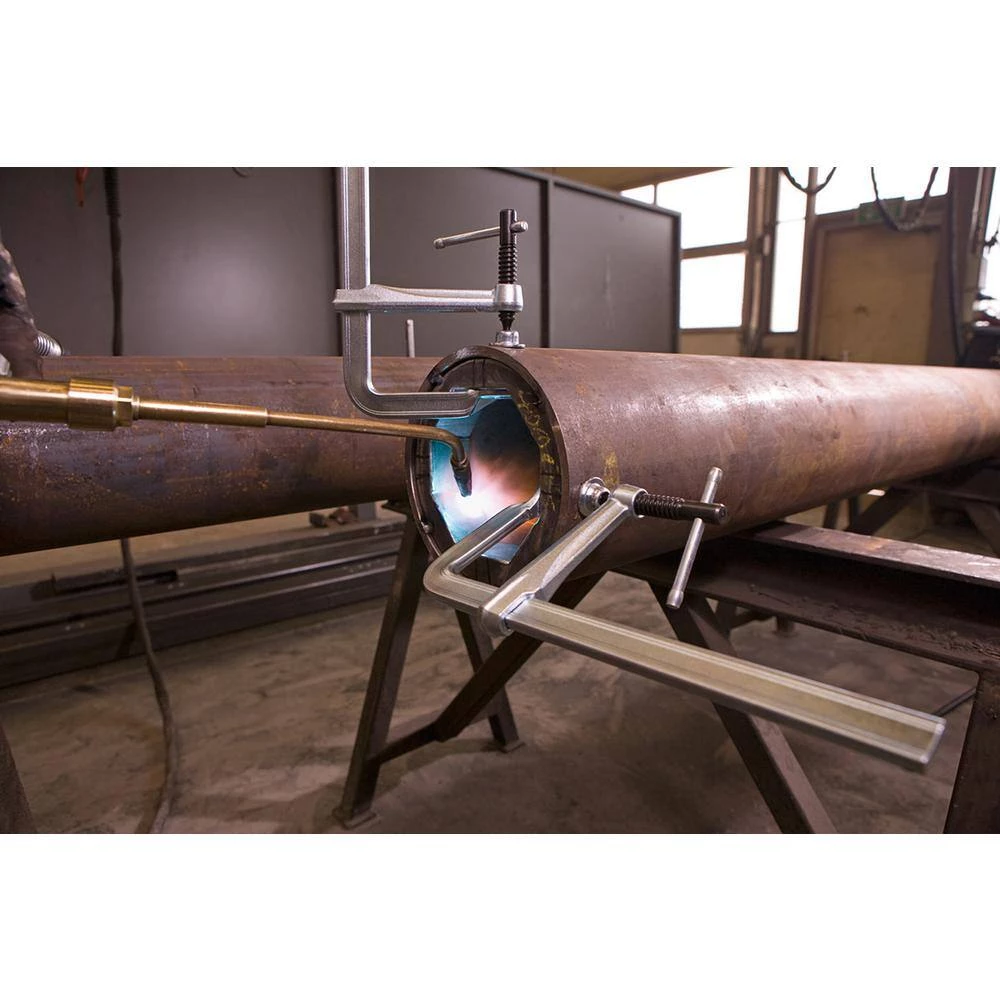 All Steel 18 in. Capacity Light Duty Bar Clamp with 4-3/4 in. Throat Depth by BESSEY 4 All Steel 18 in. Capacity Light Duty Bar Clamp with 4-3/4 in. Throat Depth by BESSEY - Image 4