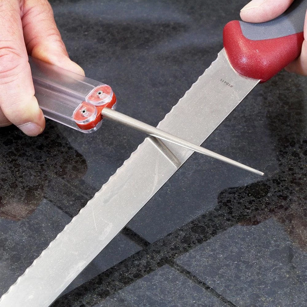 Serrated Diafold Sharpener with Fine Diamond Sharpening Surface by DMT 4 Serrated Diafold Sharpener with Fine Diamond Sharpening Surface by DMT - Image 4