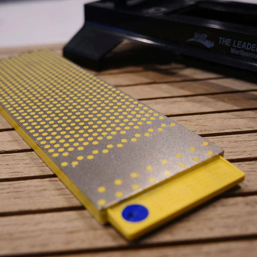 10 in. DuoSharp Bench Stone Coarse / Extra-Coarse by DMT 3 10 in. DuoSharp Bench Stone Coarse / Extra-Coarse by DMT - Image 3