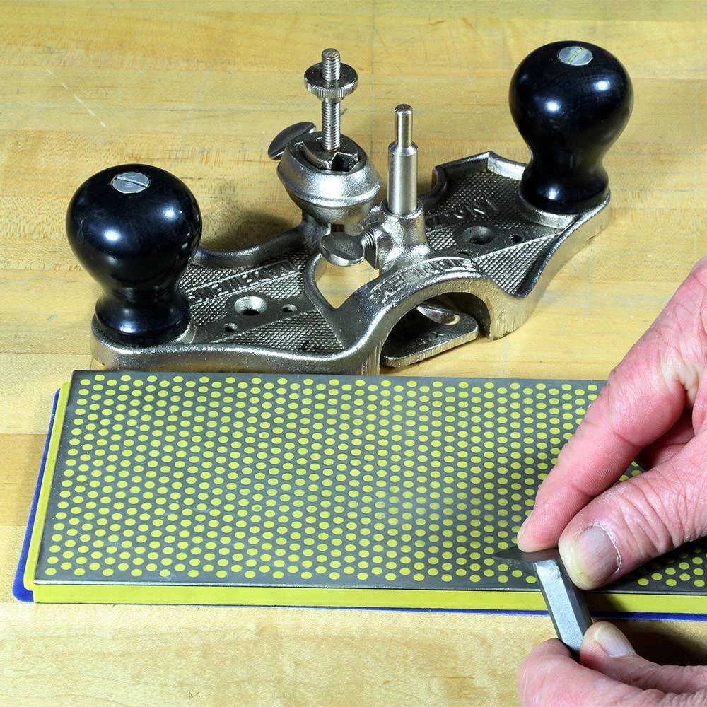 10 in. DuoSharp Bench Stone Extra-Fine/Fine by DMT 2 10 in. DuoSharp Bench Stone Extra-Fine/Fine by DMT - Image 2